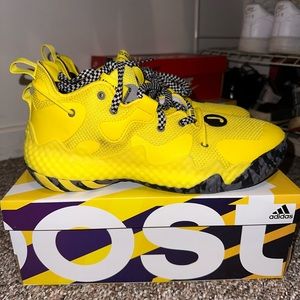 Adidas Harden Volume 6 "Taxi"